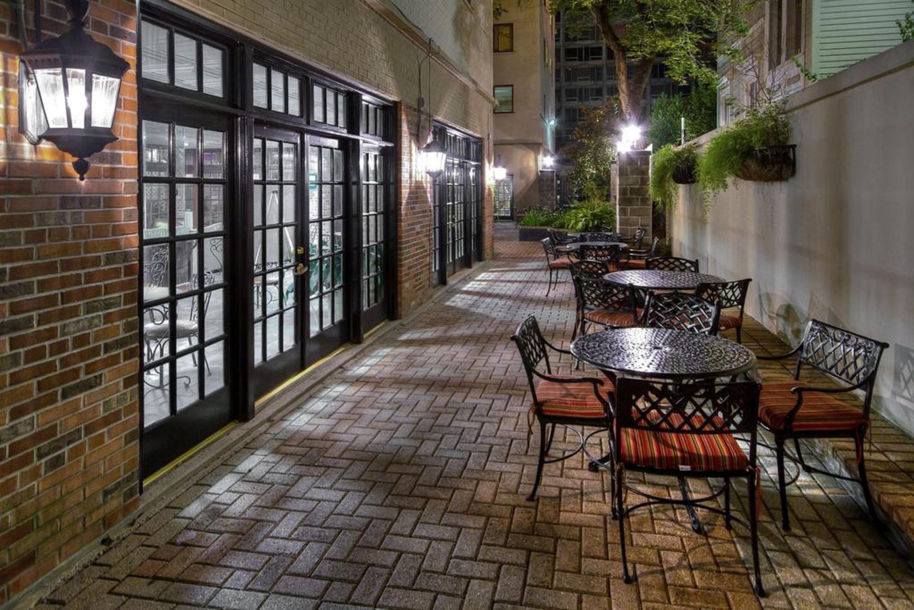Club Wyndham Avenue Plaza 3*